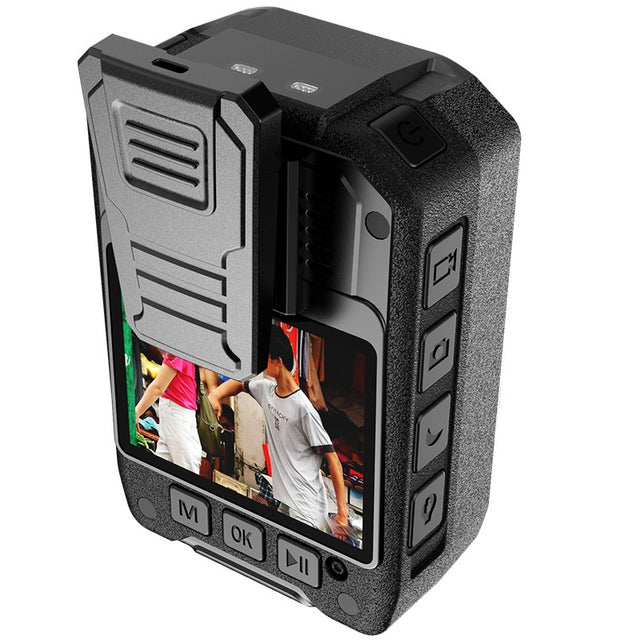 Alcohol Tester High Sensitivity 3-Second Voice Result Announcement Red and Blue Flashing 18-Hour Long Battery Life